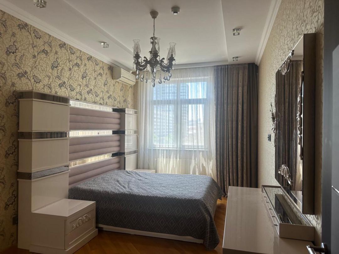 Satılır 3 otaqlı yeni tikili 155 m² — Mənzil, Bakı (7)