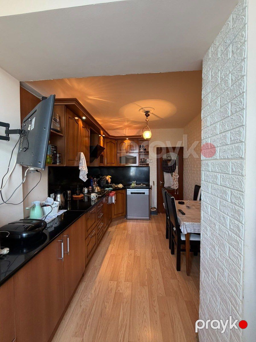 Satılır 2 otaqlı köhnə tikili 65 m² — Mənzil, Bakı (12)