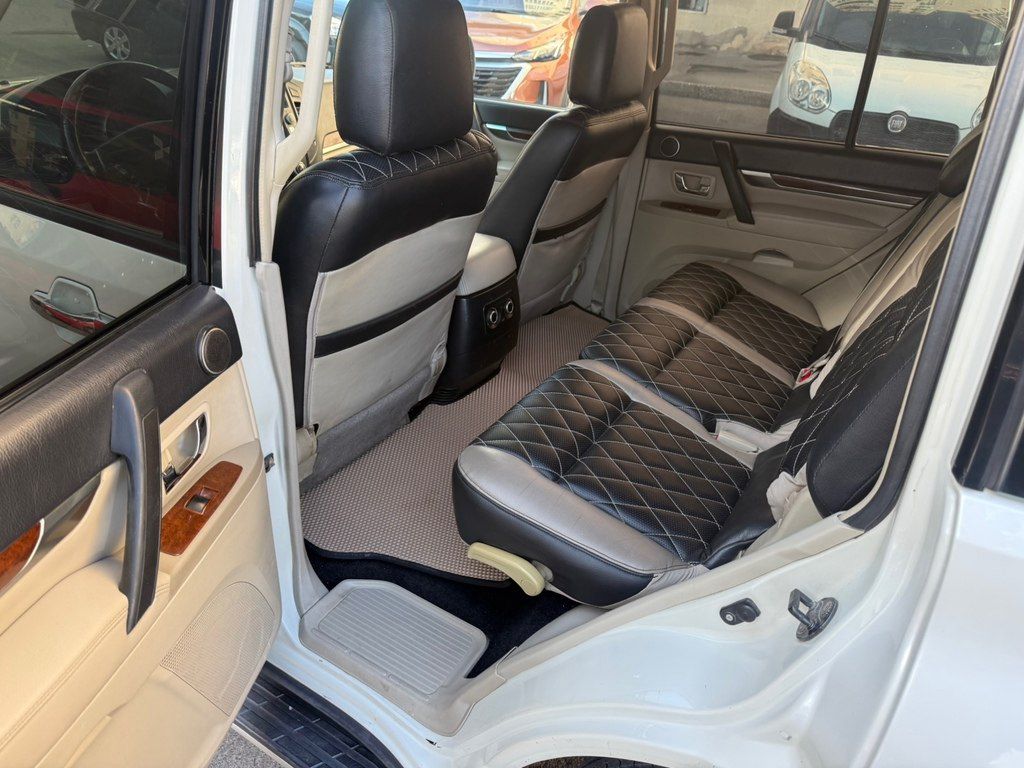 Mitsubishi Pajero, 3.8 L, 2007 il, 330 000 km — Avtomobillər, Sumqayıt (9)