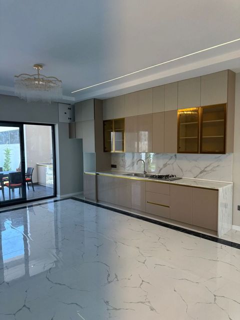 Satılır 4 otaqlı həyət evi/bağ evi 182 m² — Bakı