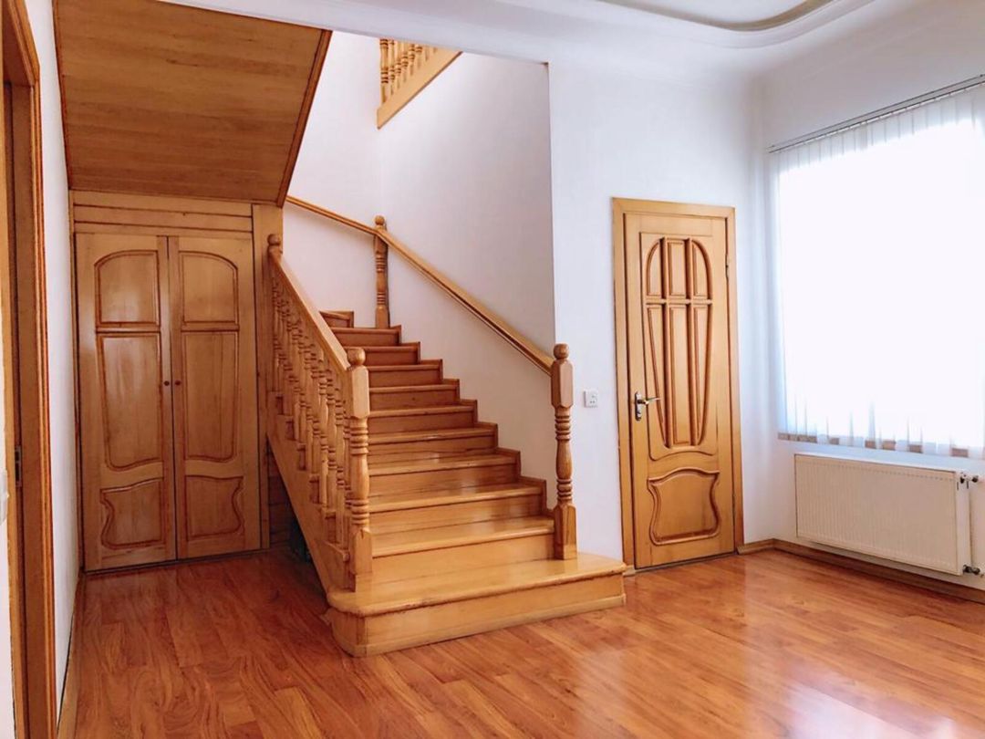Satılır 12 otaqlı həyət evi/bağ evi 560 m² — Ev, villa, Bakı (5)
