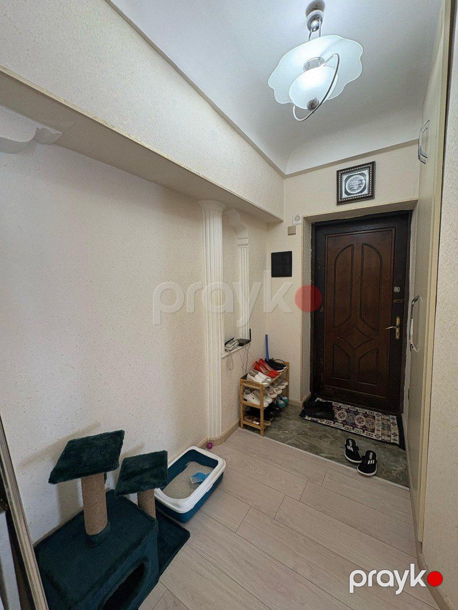 Satılır 2 otaqlı köhnə tikili 65 m² — Mənzil, Bakı (11)