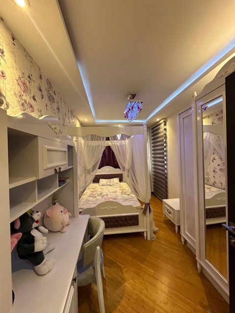 İcarəyə verilir 4 otaqlı yeni tikili 153 m² — Bakı
