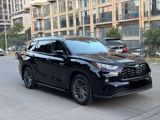 Toyota Highlander, 2.5 L, 1.6 kWh, 2022 il, 68 176 km — Avtomobil