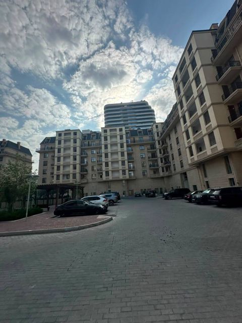 İcarəyə verilir 3 otaqlı yeni tikili 133 m² — Bakı