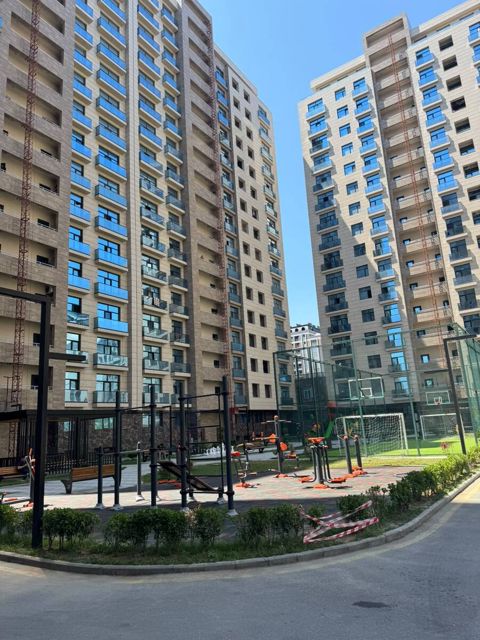 Satılır 4 otaqlı yeni tikili 148 m² — Bakı