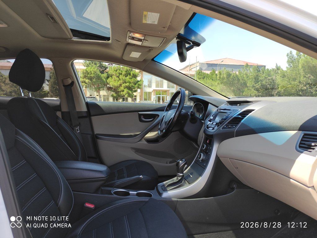 Hyundai Elantra, 1.8 L, 2016 il, 144 800 km — Avtomobillər, Bakı (9)