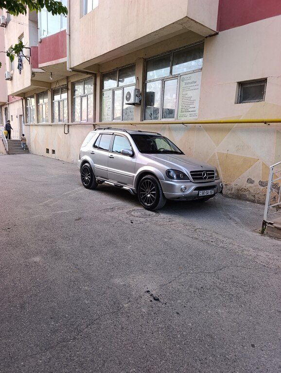 Mercedes ML 400 4MATIC, 4.0 L, 2003 il, 400 000 km — Avtomobillər, Bakı (8)