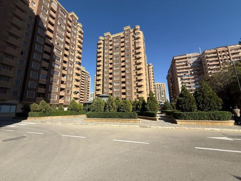 Satılır 4 otaqlı yeni tikili 185 m² — Bakı