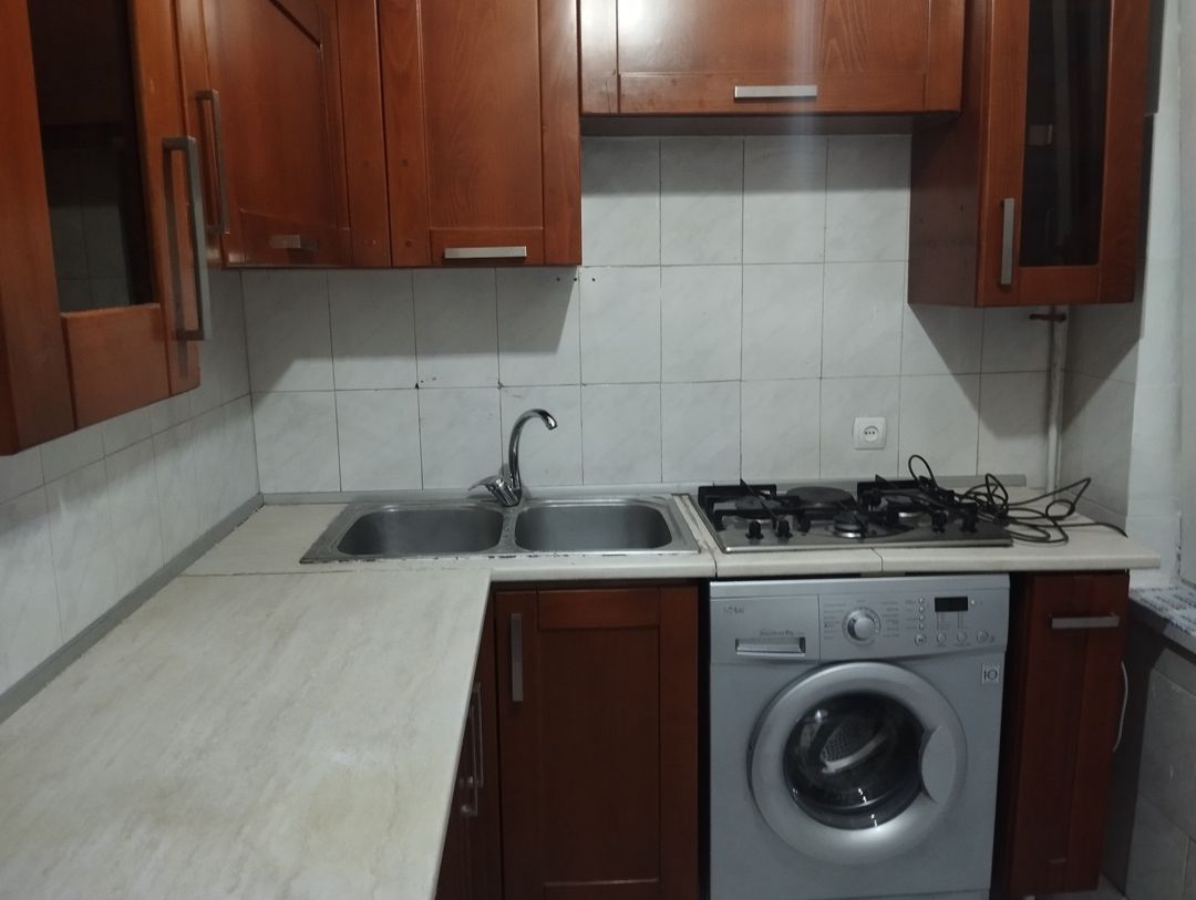 İcarəyə verilir 2 otaqlı köhnə tikili 65 m² — Mənzil, Bakı (3)