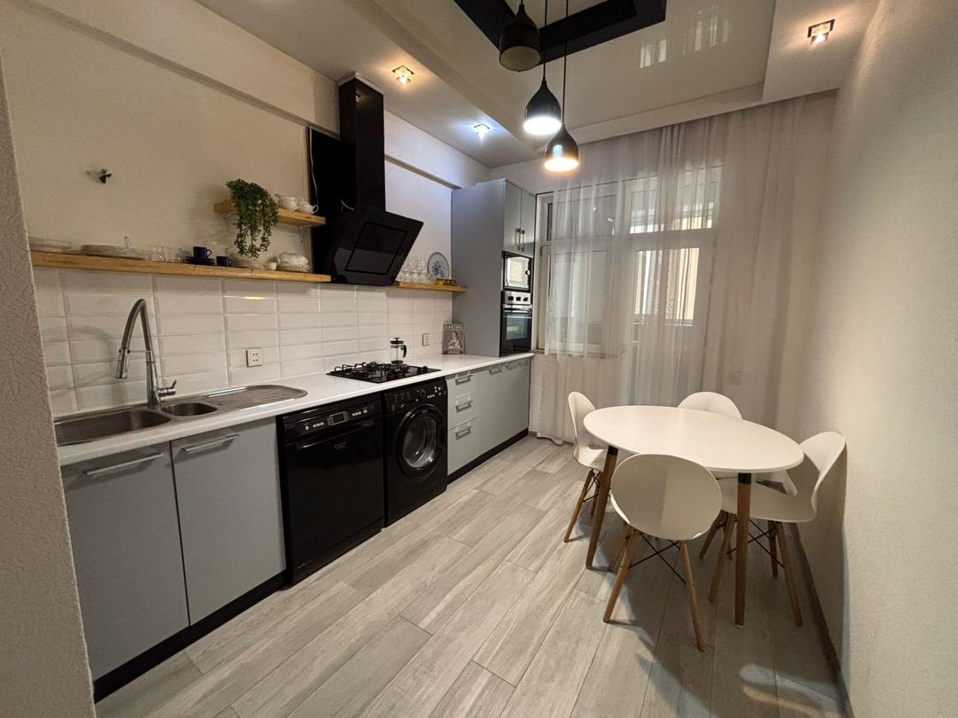 İcarəyə verilir 3 otaqlı yeni tikili 100 m² — Mənzil, Bakı (5)