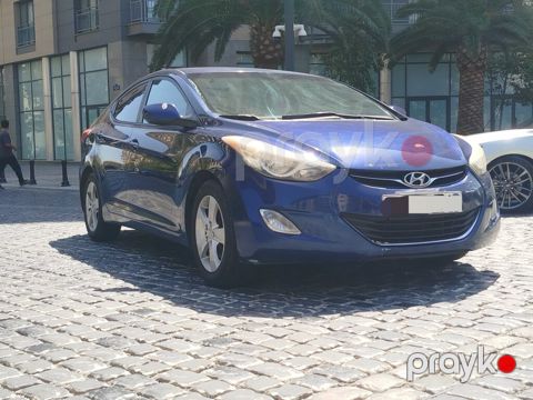 Hyundai Elantra, 1.8 L, 2012 il, 292 901 km