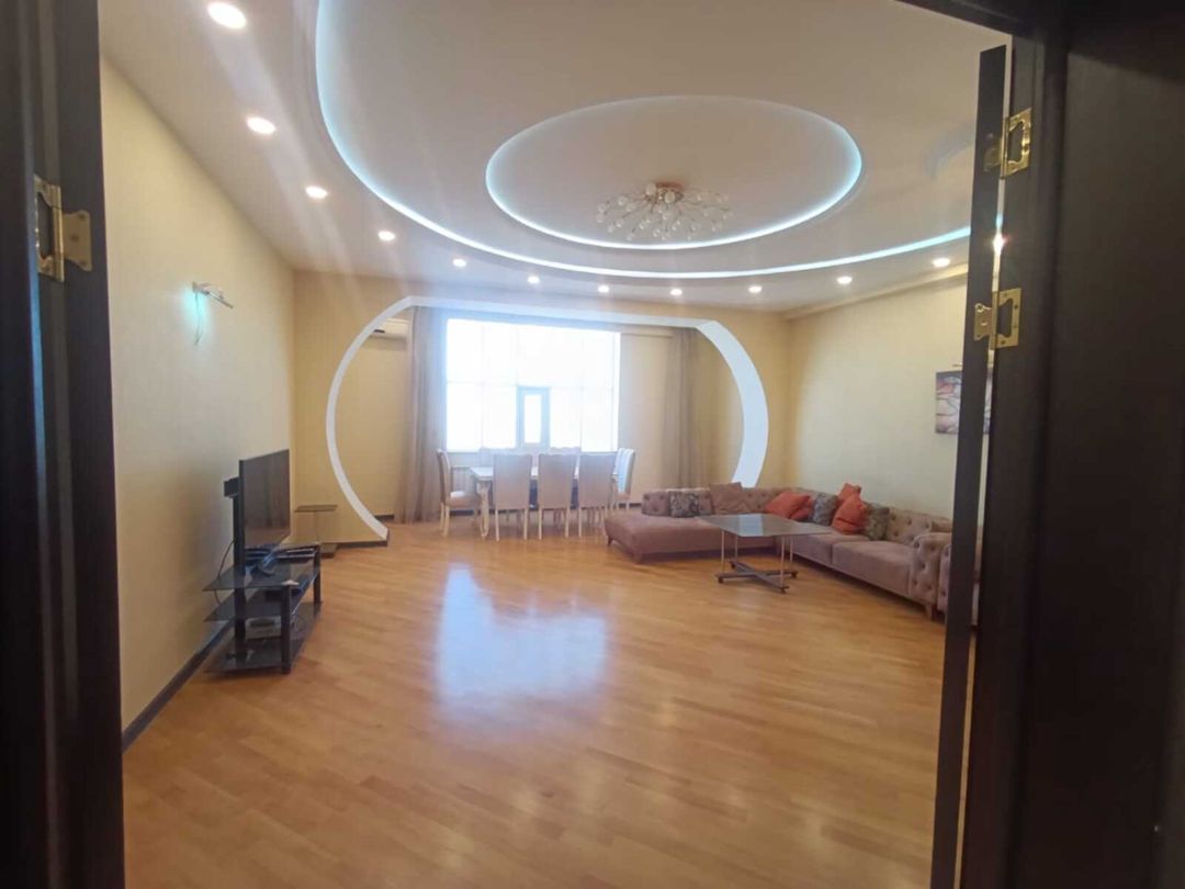 İcarəyə verilir 3 otaqlı yeni tikili 160 m² — Mənzil, Bakı (3)