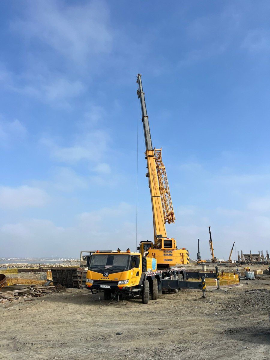 Xcmg Kran 70 tonluq, 2022 icarəsi — Avtomobil icarəsi, Bakı (2)