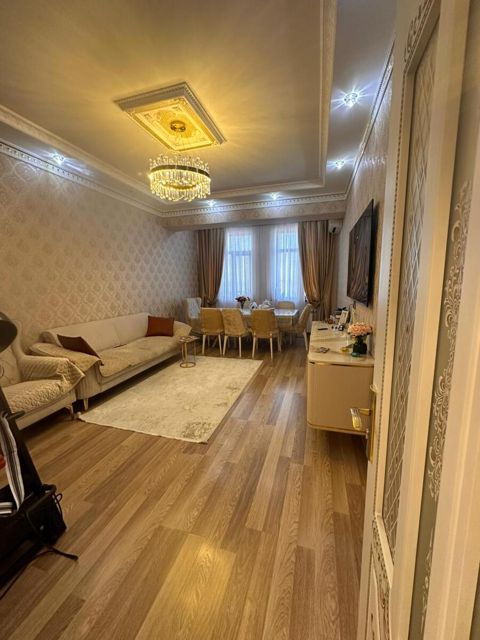 Satılır 2 otaqlı yeni tikili 75 m² — Bakı