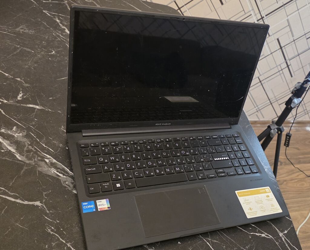 ASUS Vivobook noutbuku Qeyd edim ki ekran sınıb və İris yanıb noutbuk — Asus, Digah (2)