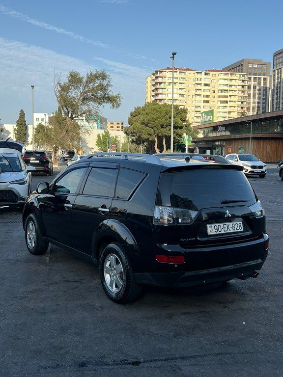 Mitsubishi Outlander, 2.4 L, 2008 il, 195 000 km — Avtomobillər, Bakı (2)