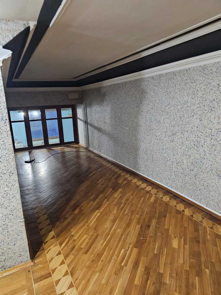 Satılır 6 otaqlı köhnə tikili 240 m² — Mənzil, Bakı (8)