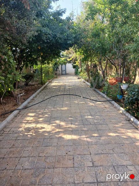Satılır 5 otaqlı həyət evi/bağ evi 250 m²