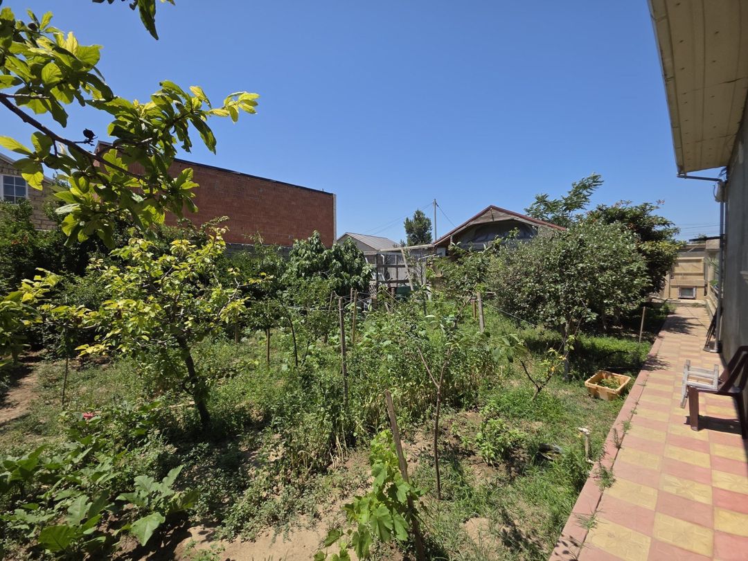 Satılır 4 otaqlı həyət evi/bağ evi 200 m² — Ev, villa, Bakı (4)