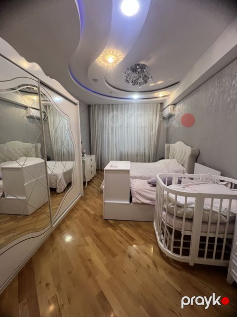 İcarəyə verilir 3 otaqlı yeni tikili 86 m²