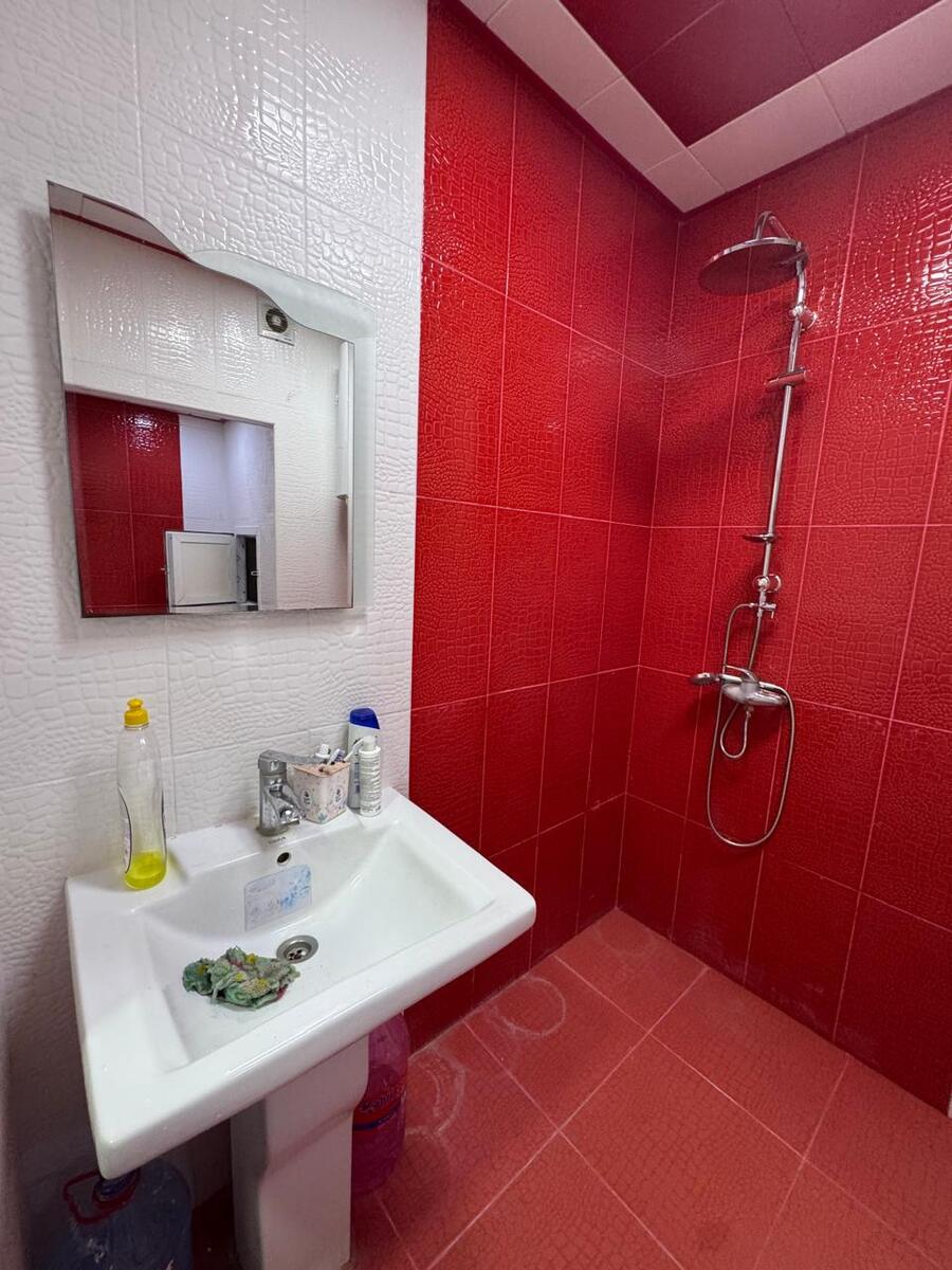 Satılır 2 otaqlı köhnə tikili 65 m² — Mənzil, Bakı (9)