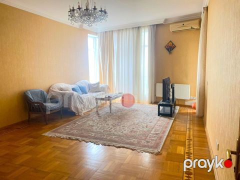 Satılır 3 otaqlı yeni tikili 125 m²