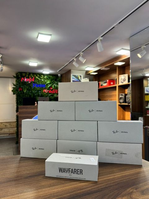 Ray-Ban Meta Wayfarer — Bakı