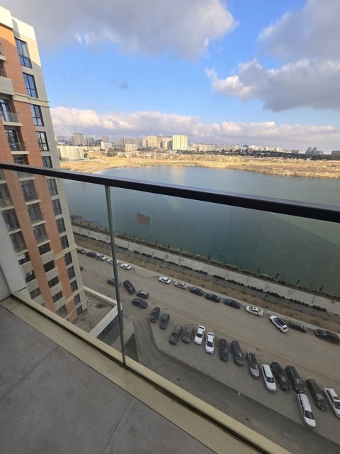 Satılır 3 otaqlı yeni tikili 83 m² — Bakı