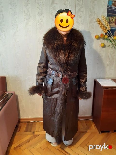 Qadın uzun palto. Продаётся тёплое кожаное пальто с натуральным мехом — Bakı