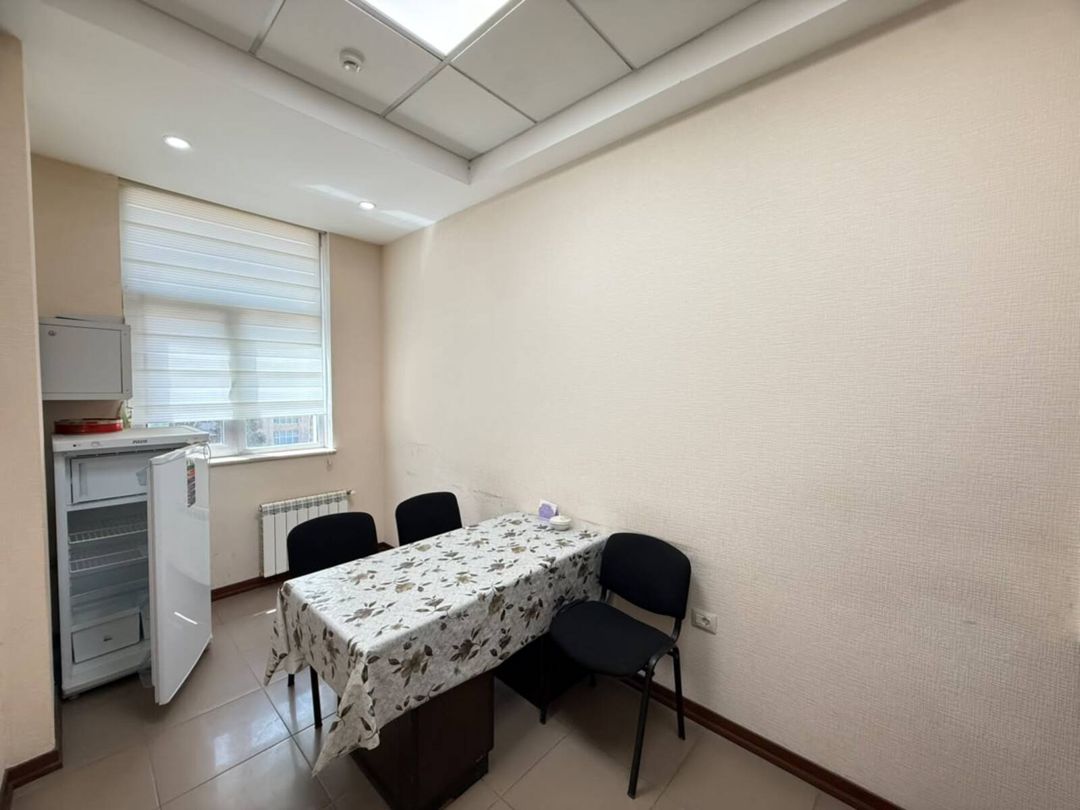 İcarəyə verilir 10 otaqlı ofis 350 m² — Ofis, Bakı (12)