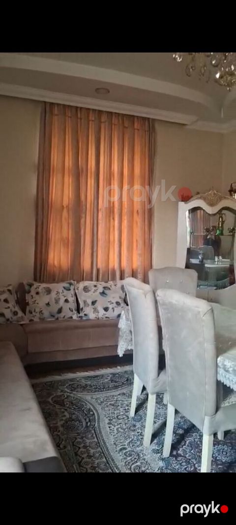 2-otaqlı mənzil kirayə verilir, Gəncə ş., 52 m²
