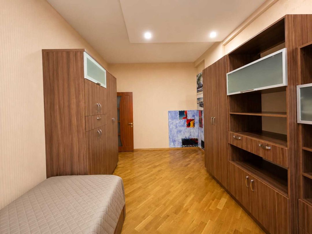 İcarəyə verilir 3 otaqlı yeni tikili 145 m² — Mənzil, Bakı (7)