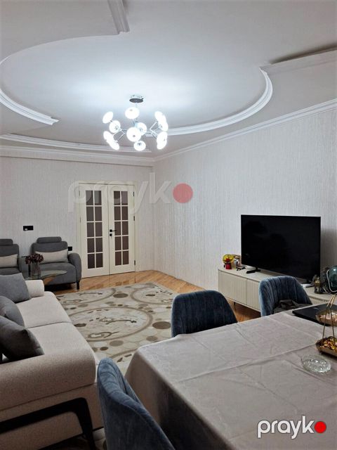 Satılır 3 otaqlı yeni tikili 115 m²