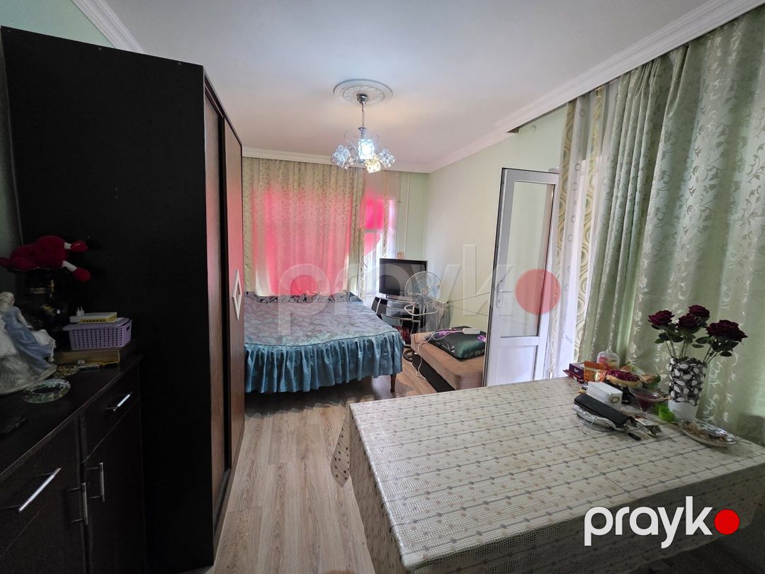 Satılır 1 otaqlı köhnə tikili 35 m² — Mənzil, Bakı (2)