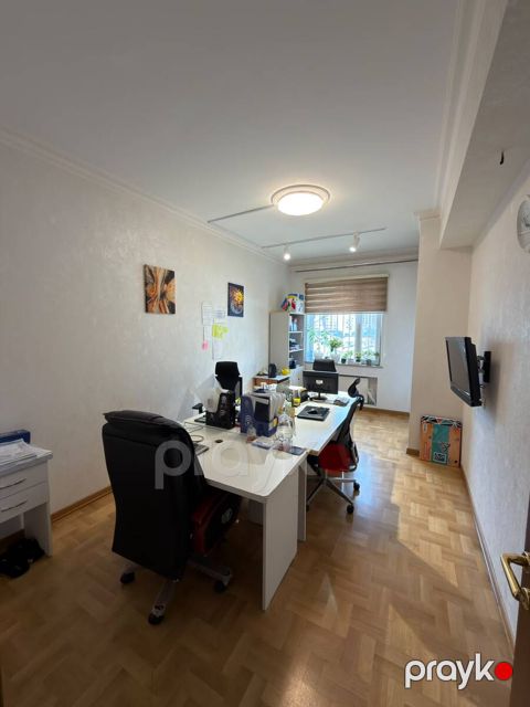 Ofis icarəyə verilir, Xətai m
