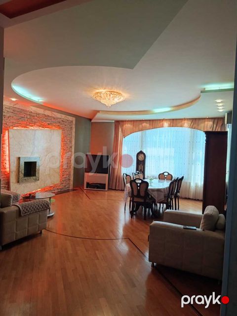 Satılır 4 otaqlı yeni tikili 175 m²