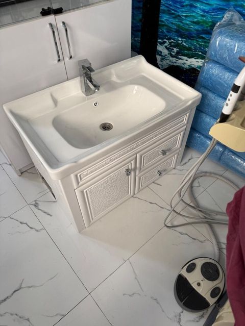 Məhsul: Moydadır (model: Beniz 6556) - Rəng: ağ - Material: parlaq — Bakı
