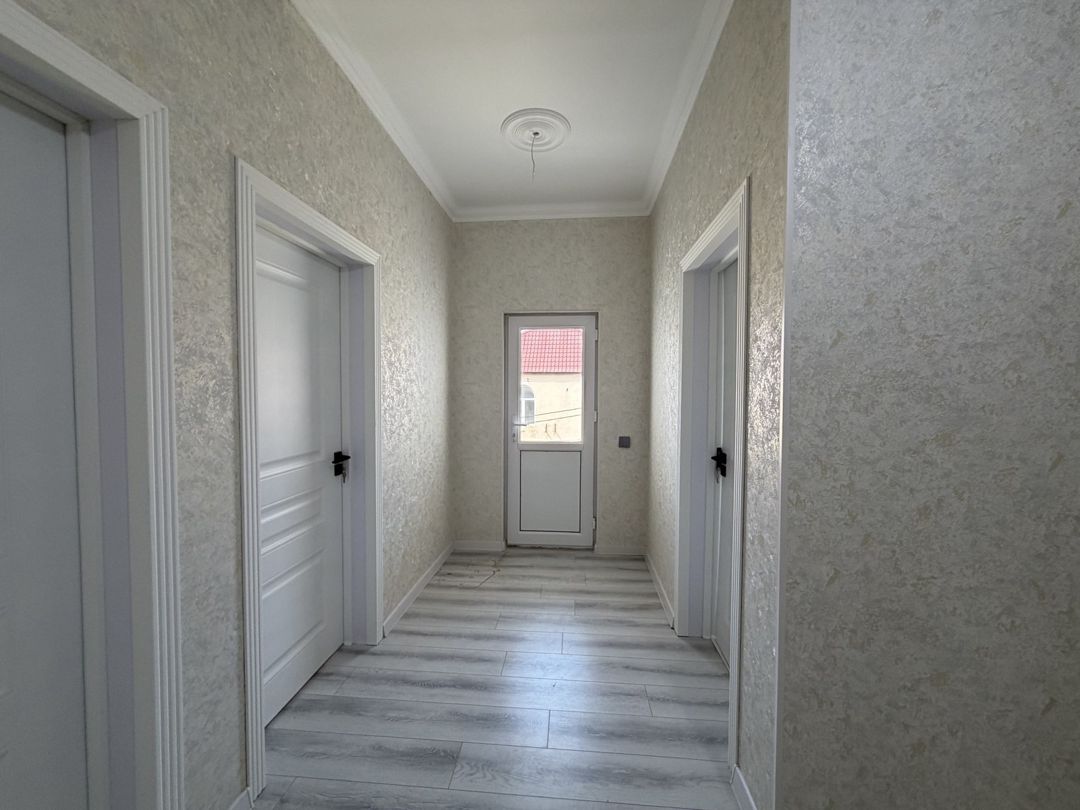 Satılır 4 otaqlı həyət evi/bağ evi 200 m² — Ev, villa, Bakı (6)