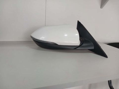 "Hyundai Elantra 2021" güzgüsü — Bakı