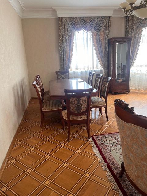 İcarəyə verilir 3 otaqlı yeni tikili 170 m² — Bakı