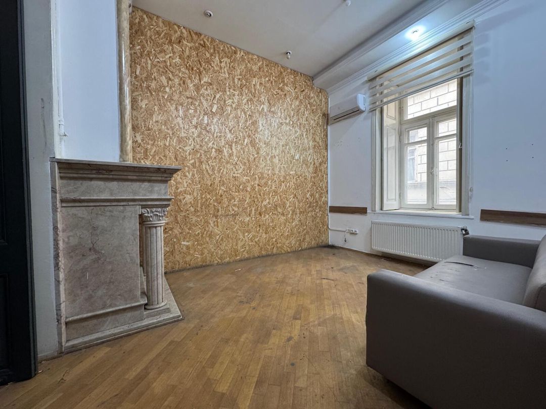 Satılır 4 otaqlı köhnə tikili 120 m² — Mənzil, Bakı (3)