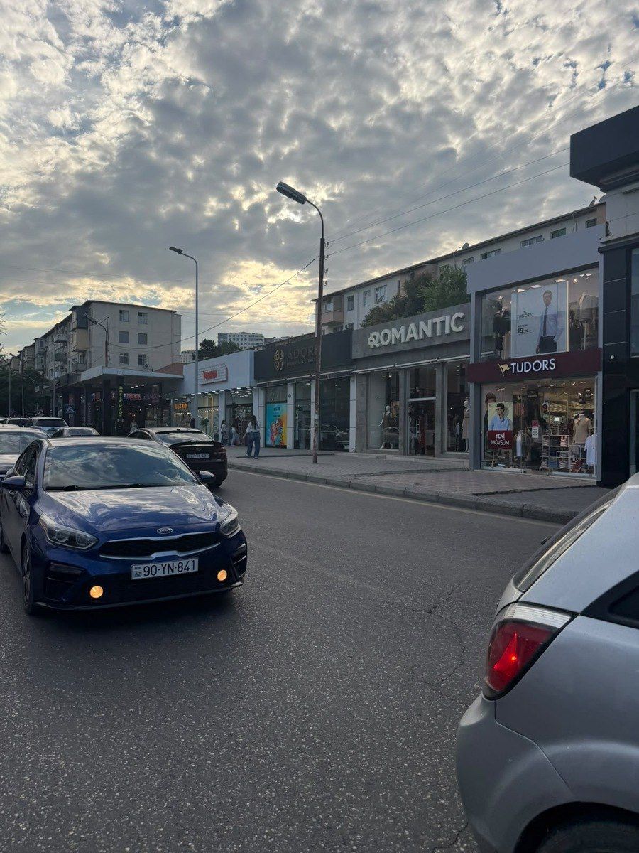Satılır 3 otaqlı köhnə tikili 55 m² — Mənzil, Bakı (2)