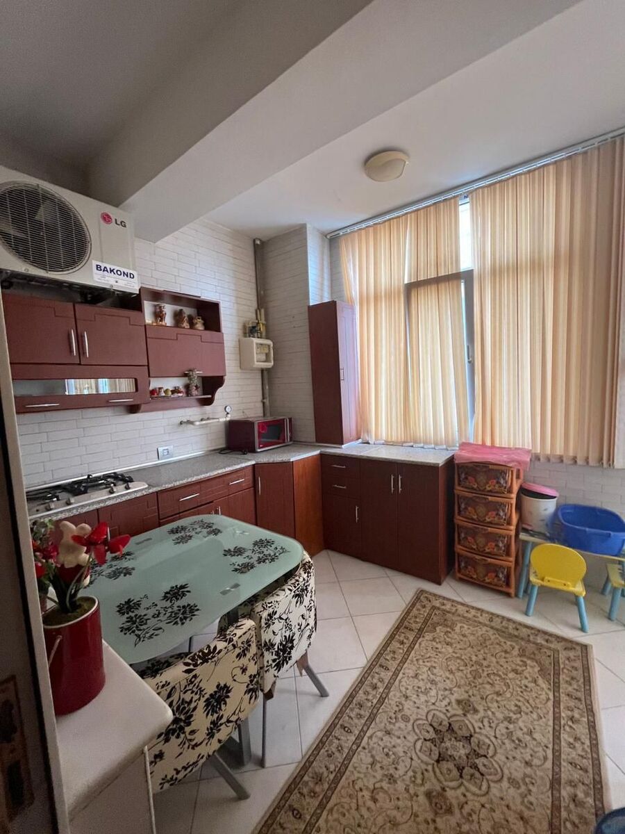 Satılır 4 otaqlı yeni tikili 205 m² — Mənzil, Bakı (11)