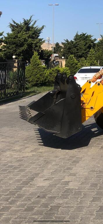 "JCB" üçün açılan çalov — İnşaat texnikası, Bakı (2)