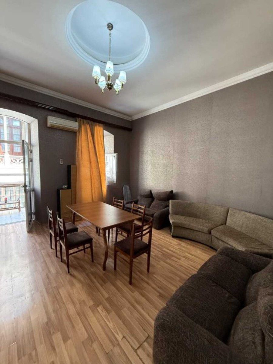 Satılır 2 otaqlı köhnə tikili 60 m² — Mənzil, Bakı (3)