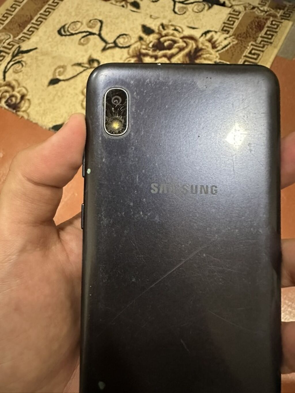 Samsung Galaxy A10, 32 GB, rəng - Qara, Qırıq — Samsung, Mingəçevir (3)