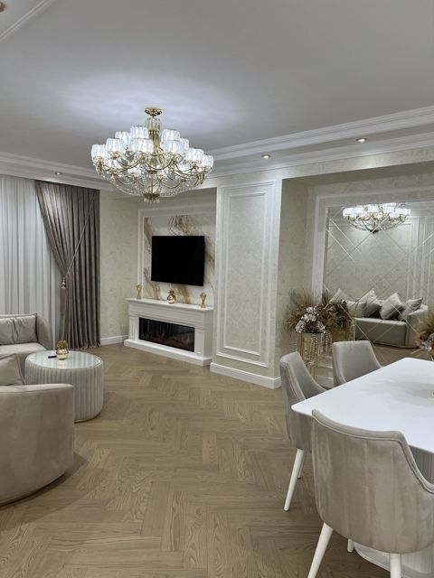 Satılır 3 otaqlı yeni tikili 147.5 m² — Bakı