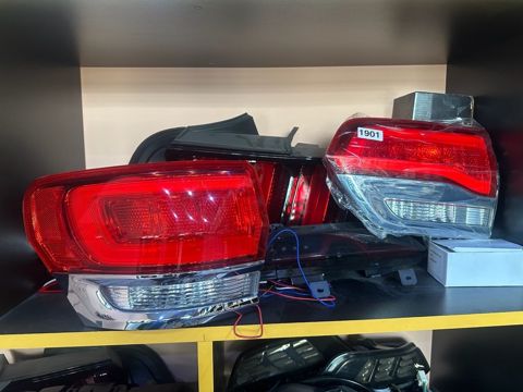 "Jeep Grand Cherokee 2013-2019" arxa stop işıqları — Bakı