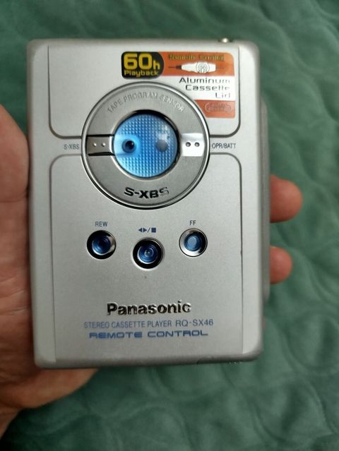 Panasonic RQ-SX46 portativ stereo kaset pleyeri - Rəng: gümüşü — Bakı